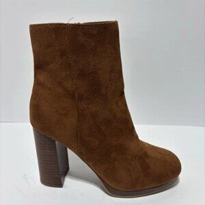 Mari A Women’s Mayvis Brown Ankle Booties, Size 9M